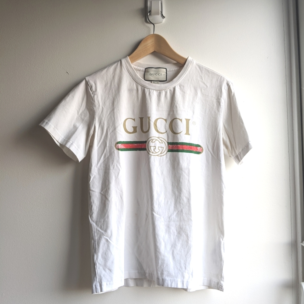 Gucci White Shirt (Don't think it's authentic)
